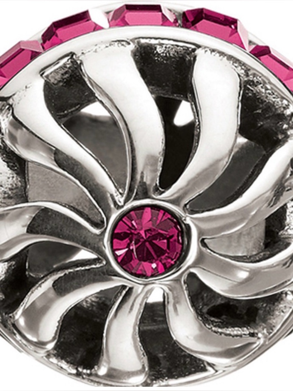 Gorgeous retired Chamilia "Blaze" charm bead crafted from sterling silver.